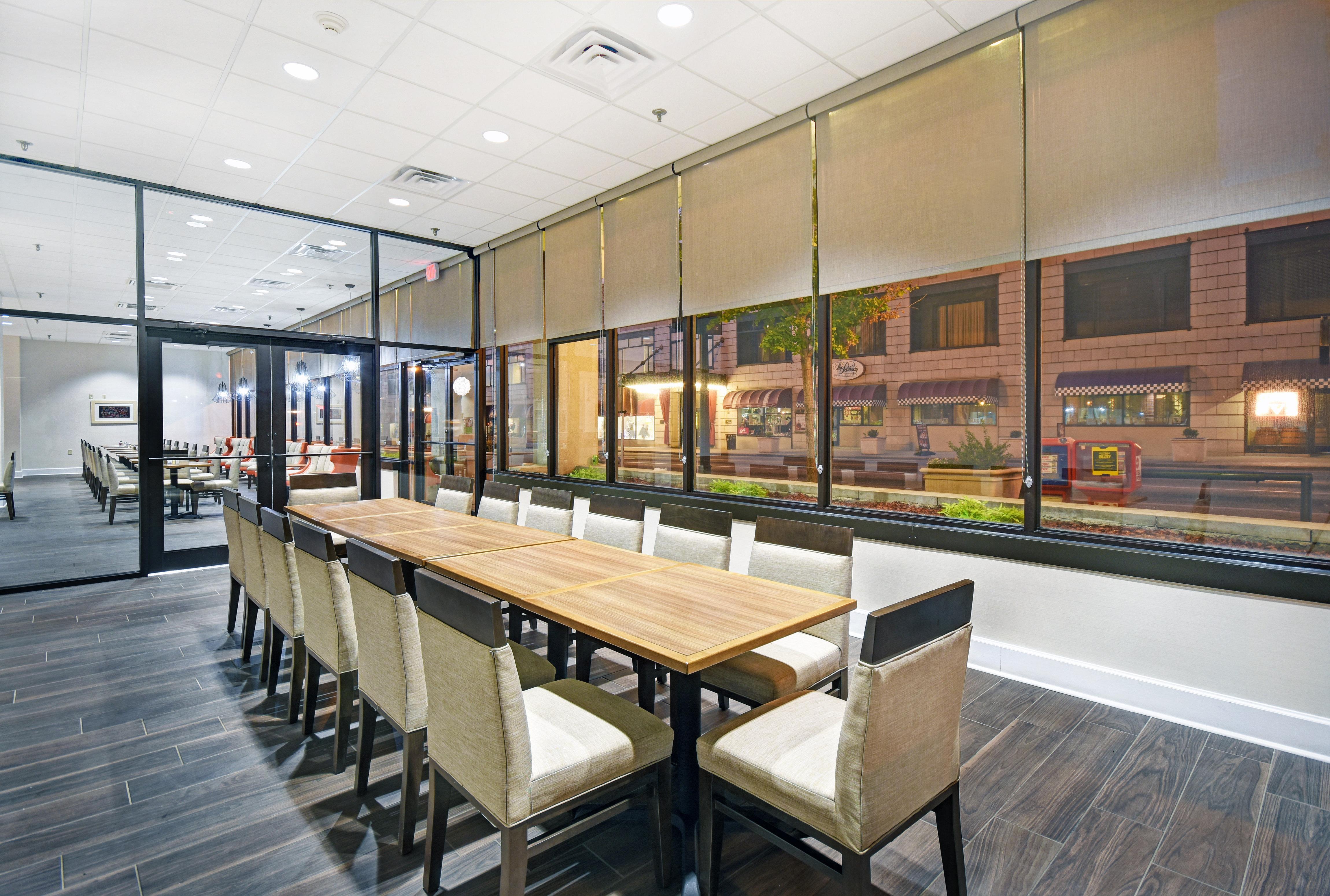 Holiday Inn - Memphis Downtown - Beale St. By Ihg Exterior photo