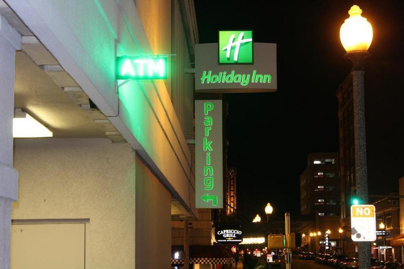 Holiday Inn - Memphis Downtown - Beale St. By Ihg Exterior photo