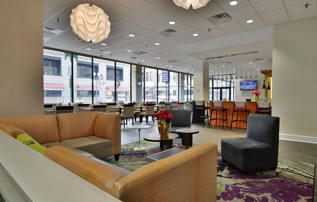 Holiday Inn - Memphis Downtown - Beale St. By Ihg Exterior photo